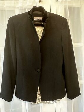 Vintage Ellen Tracy Linda Allard 100% Wool Blazer Velvet Collar